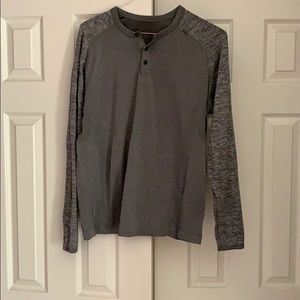 Lululemon Metal Vent Tech Henley Long Sleeve